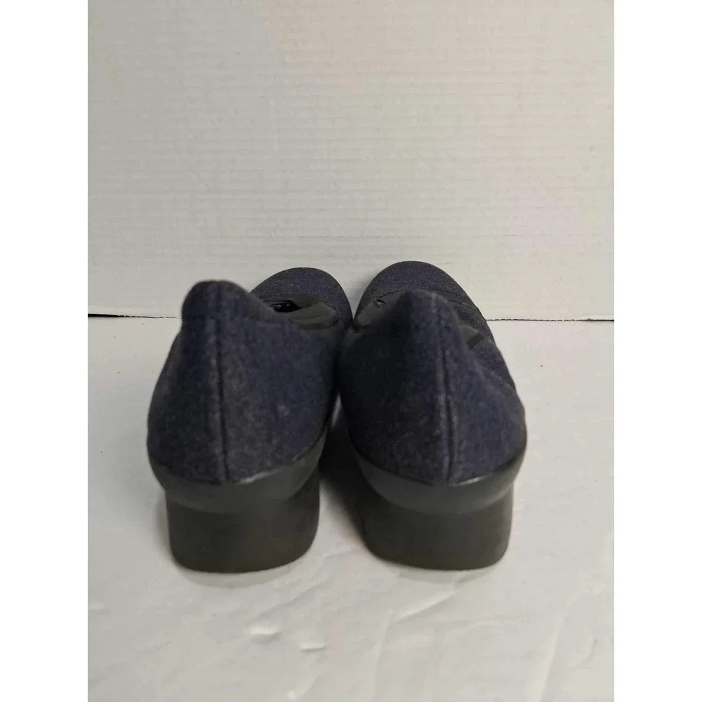 Clarks Cloudsteppers Women's Size 7 Slip On Comfort Wedge Shoes‎ Navy Blue